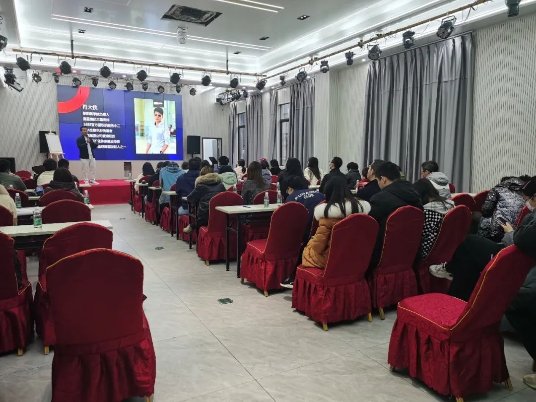 南北旺全鋁家居協(xié)辦的“尋廠計(jì)劃-1688‘與商同行’研討交流會(huì)取得圓滿成功